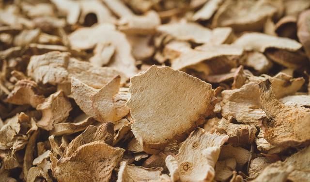 用来炖肉|不管炖什么肉,记得加“这2味”香料,肉越炖越香,没一点腥味