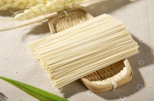  挂面|去超市买挂面，不管什么品牌，一定要看清两行字，买错等于白花钱