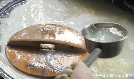 江苏|焖肉面锅盖面皮肚面长鱼面,江苏人为什么对面条谜之喜爱