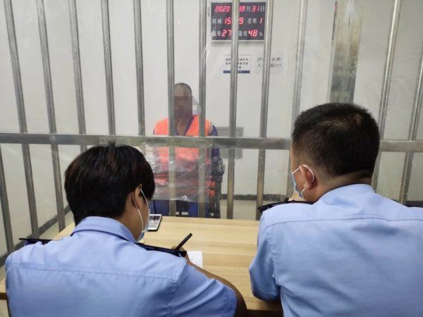 杀害|19年前开枪杀害2人重伤1人!嫌犯在内蒙古涉嫌嫖娼暴露身份被抓