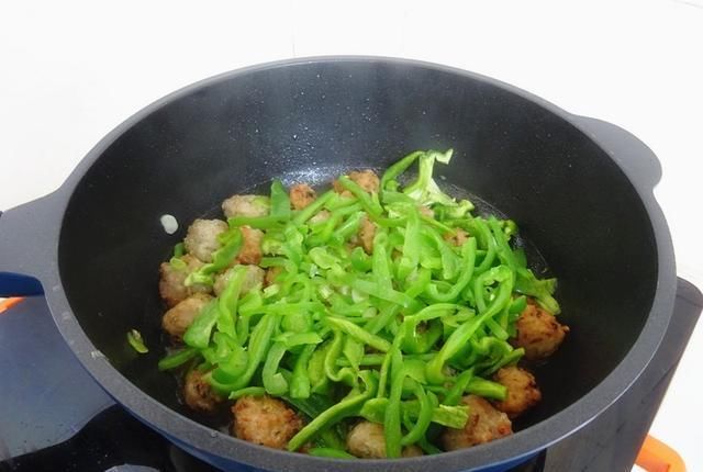  健康|这菜人人爱吃，只有在家自己做吃着才放心，健康又实惠，香