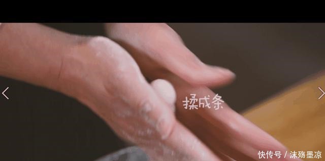 做法|糯米粉好吃不腻的做法,简单一炸,做出香甜糯米炸