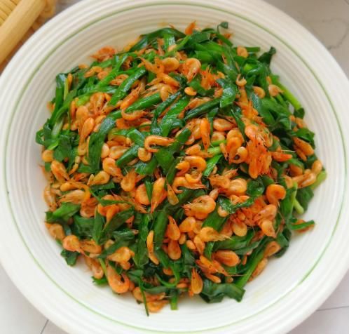 净沥干水|别再拿韭菜炒鸡蛋,试试这么做,顿顿多吃两碗饭,大人小孩都爱吃