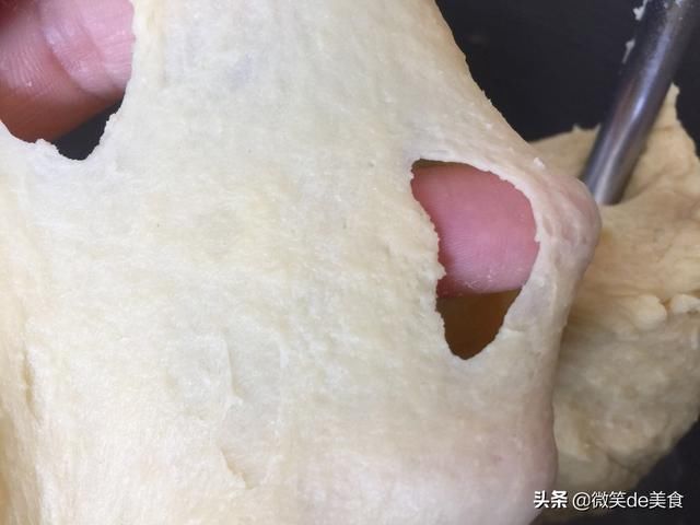  营养|起来做一款坚果面包卷吧，营养又好吃，你一定会喜欢的