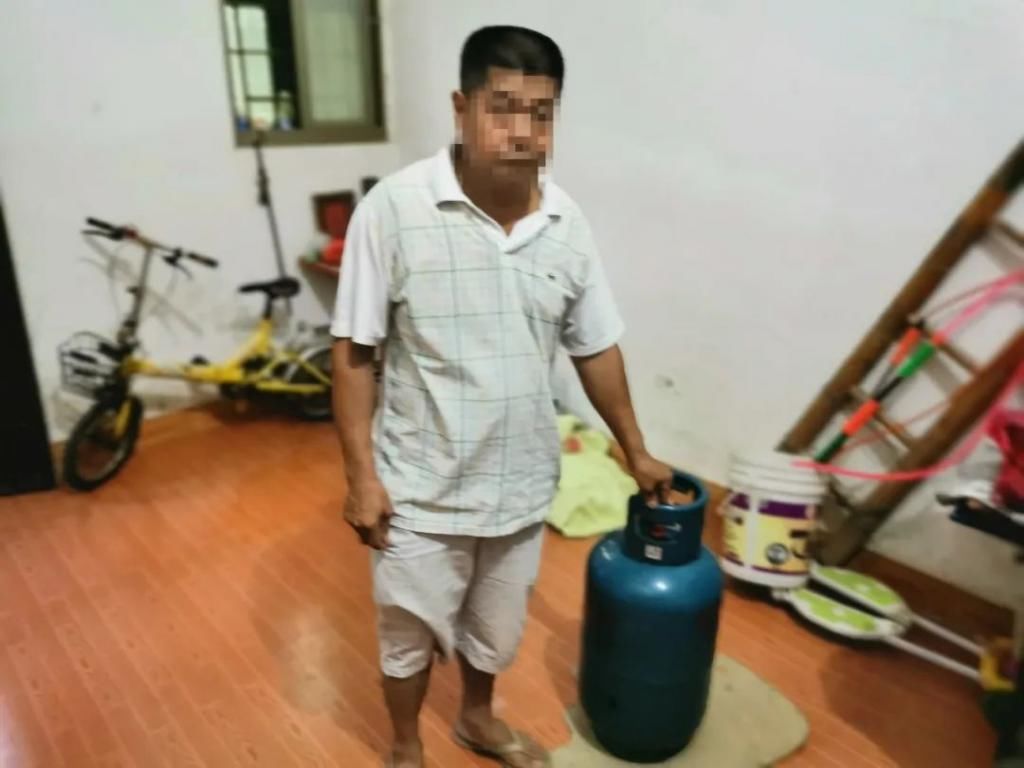  蔡某富|酒、鸭、液化气罐……还有什么是这群小偷不能偷的？