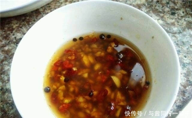 到处|天然青霉素。清热解毒,消炎生火。南方农村到处都是