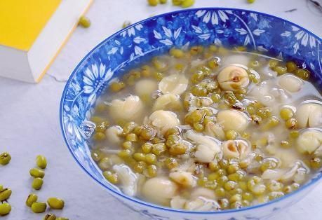  莲子|煮绿豆汤时，绿豆泡水是不对的，教你1招技巧，10分钟绿豆开花