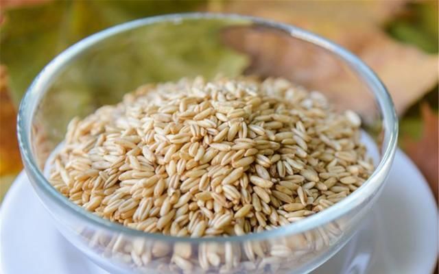 膳食纤维|经期过后7天,是减肥“黄金期”,经常吃4种食物,体重悄悄减掉