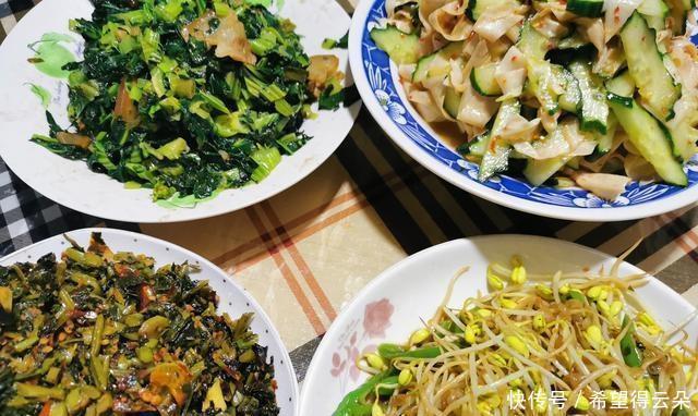 简单|我妈妈做的食物是你舌尖上的味道,他看起来很简单但是非常美味