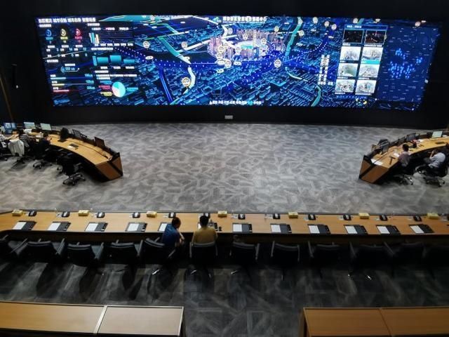  城管|郑州“智慧城管”上线！路上违法行为10分钟解决，还有这些“隐藏技能”