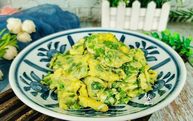 鸡蛋|韭菜鸡蛋别再炒着吃了,试试这个做法,比包饺子都好吃,真香