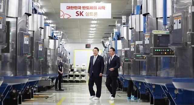 韩媒：韩国考虑下调经济增长预期，以反映半导体行业疲软表现