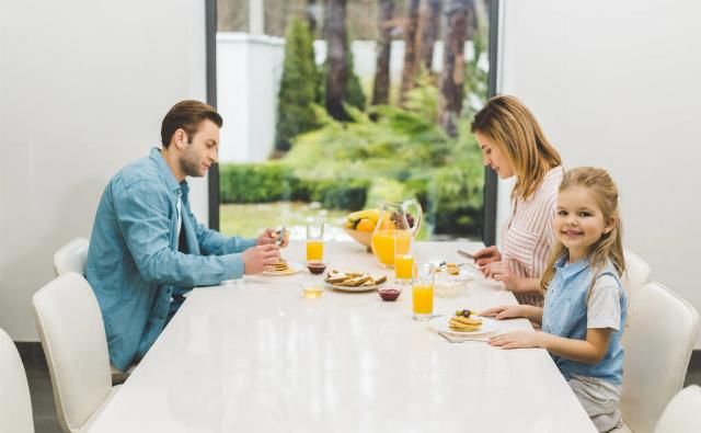 孩子|22岁海归男杀死高知父母：养出心理健全的孩子有多重要？