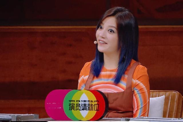  郭敬明和李|郭敬明为何给演技烂的何昶希S卡？他长篇大论，还不如赵薇一句话