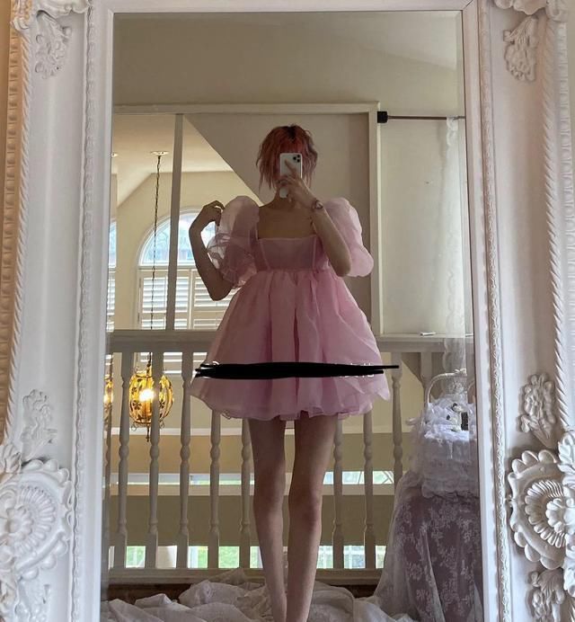 女生|欧美街拍才是最real时髦女生的样子，甩国内网红街拍十条街