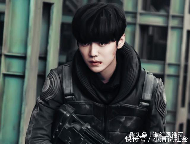 影视剧|影视剧两连扑后,曾经四大顶流的神颜担当鹿晗,彻底沦为综艺咖