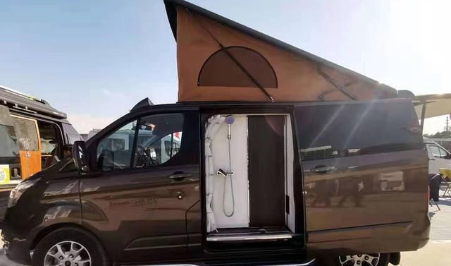 途酷途|途酷途睿欧升顶房车,旅行时保障舒适生活,工作时正常通勤