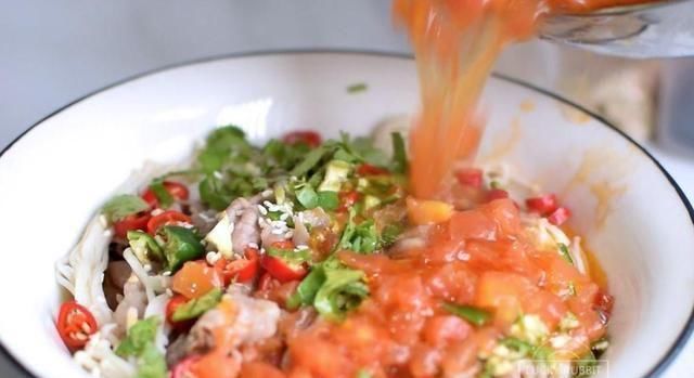 只敢|一周只敢吃一次的下饭菜,酸辣鲜爽,每次只烧一大碗,多了会吃撑