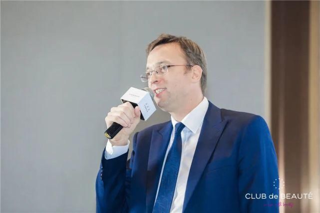  时代|100+创始会员首聚，欧莱雅中国校友会正式成立