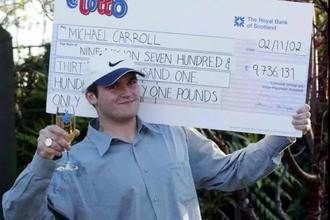 为生|小伙买彩票中8500万后挥霍殆尽 如今却靠送煤为生