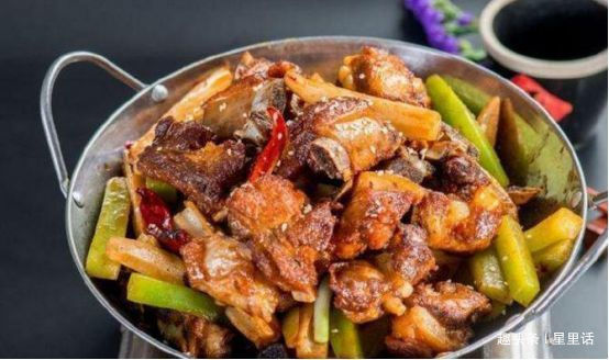  搅拌均匀|美味经典的几道家常菜，招待客人也能撑场面，下酒下饭，回味无穷