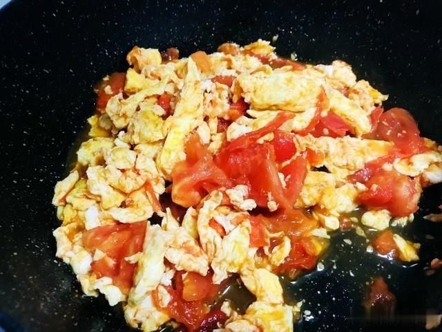 简单|3个孩子点了3道菜,做法简单又好吃,朋友说:可以开小饭桌了