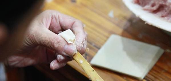  馄饨|馄饨这样包，5秒钟一个，一口一个