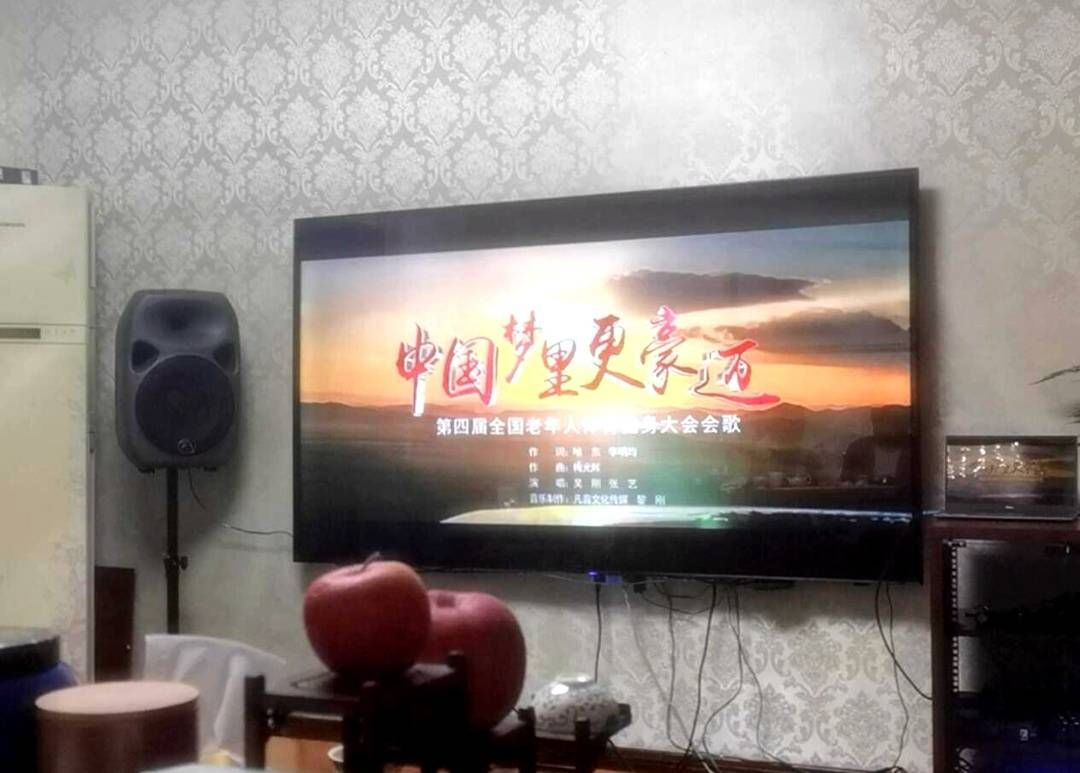 四川省达州市第一中学校音乐教师李明均创作的歌曲成为国家级体育赛事会歌