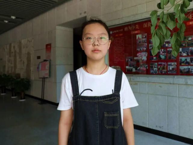  天才|海中“化学天才”、“美女学霸”收到北大录取通知书！