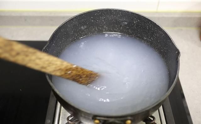  酸辣|“秋老虎”来了，自制1碗酸辣凉粉，开胃填饱肚子，还不担心长肉