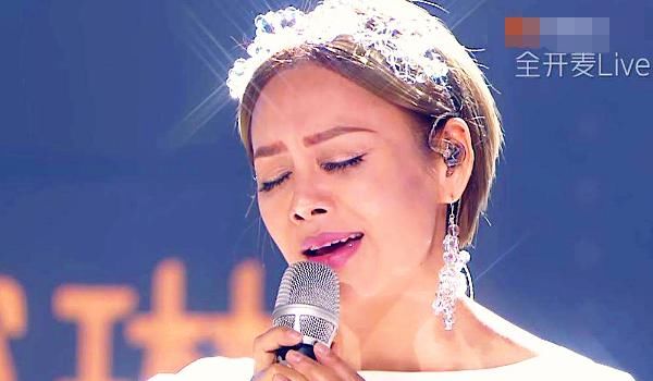  吴昕|网传《浪姐》4公名单吴昕被淘汰，还剩14位姐姐，出道人数增至7人