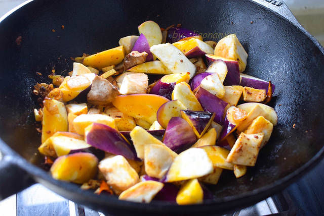 不用|发现茄子新搭配,不用油炸做法简单,小朋友都要多吃一碗米饭