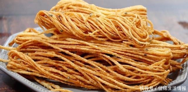 详细|想吃馓子不用买,教你详细做法和比例,咸香酥脆,小时候的味道