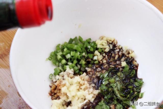 做凉拌|凉拌皮蛋，有3种调味料是关键，每一种都能让皮蛋美味翻倍