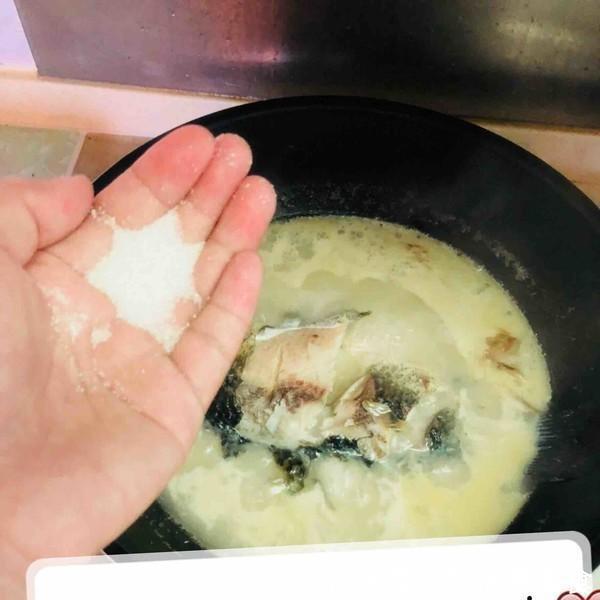 鲫鱼汤|做鲫鱼汤,千万不要直接下锅,没有这一步,难怪汤不是白色的香浓