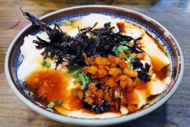  放在一旁|零失败的自制豆腐脑，做法简单，在家就能轻松做出来，香嫩丝滑