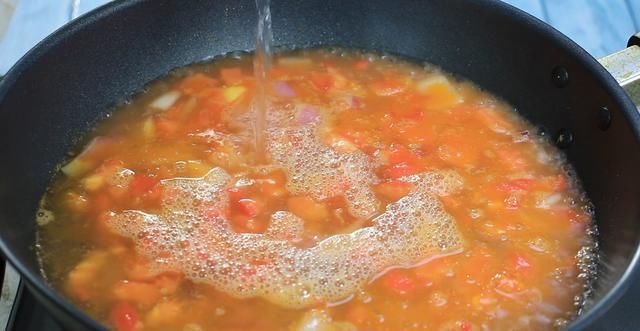  精光|三伏天我家就爱这么吃，有肉有菜，营养爽口，汤都能吃个精光