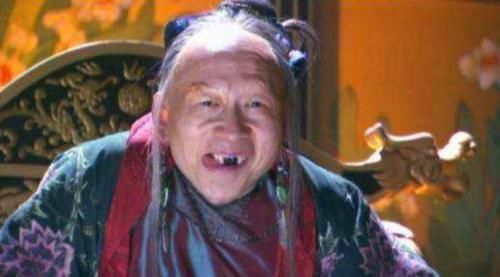 李明|“裘千尺”女儿长相随爸爸,本以为会很丑,不想却美得十分惊艳