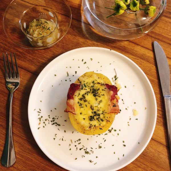  生活|尝尝这道培根土豆船，生活赛过活神仙