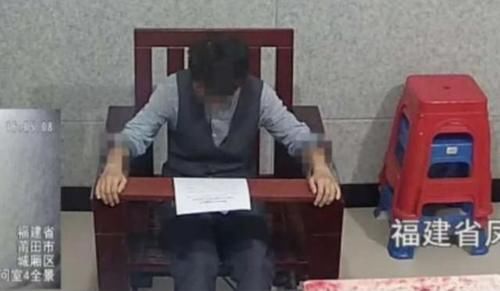 女扮男装|女子女扮男装与另一女子结婚？同居4年从未同房，被民警察觉不对