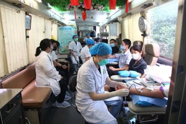 心向党|民生银行济南分行举办“青春心向党抗疫献热血”红七月献血活动