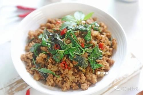  特色菜|这道特色菜九层塔炒肉末，简单易做，口感香辣，开胃下饭适合夏天