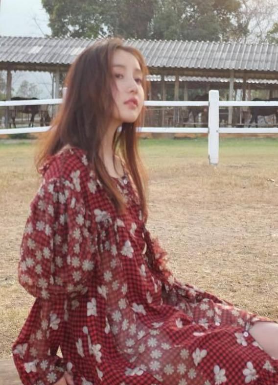  幸亏|姜贞羽退赛后参加新综艺，路透照中暴露真实颜值：幸亏没有出道