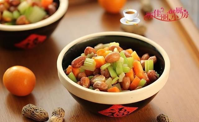  三伏天|三伏天凉菜比热菜更受欢迎，清热解暑不上火，8款做法天热也不怕