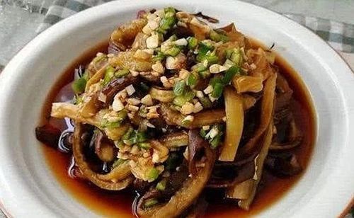  洗干净切|真是下饭必备菜! 简单好吃还不贵, 我家隔三差五吃一回!