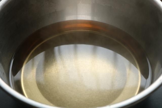  季节|黄桃上市的季节，千万别错过这款美味可口的黄桃罐头，爽口更解馋