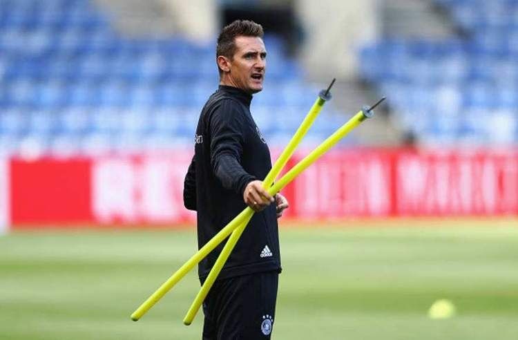  初期|莫拉蒂：齐达内退役初期被国米看上过，克洛泽未来不会局限于拜仁