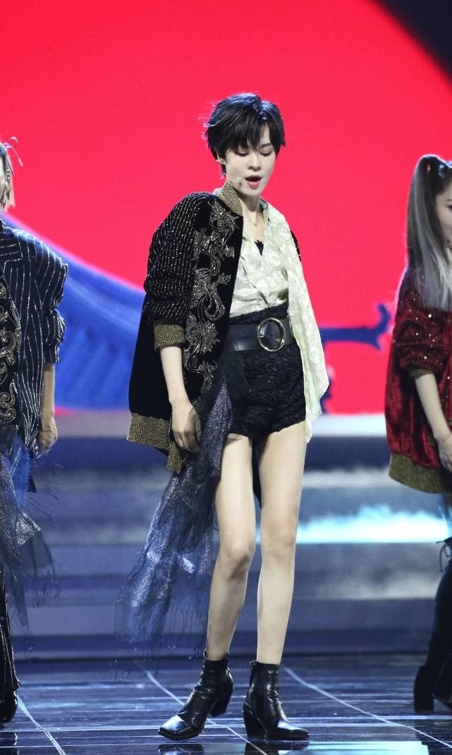  档节目|《浪姐》快收官，播出至今，她才是唯一没被骂过的姐姐吧