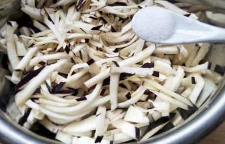  补铁|7毛钱一斤，清热去暑还补铁，入馅包饺子鲜香多汁，伏天我家常吃