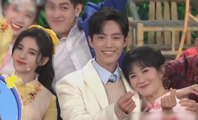 返回|《快本》返回工作谢娜力挺肖战,谁注意他的外表